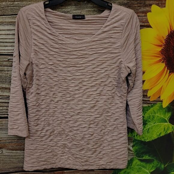 Cocomo Pullover champagne colored Textured top small Pre-owned - Picture 1 of 5